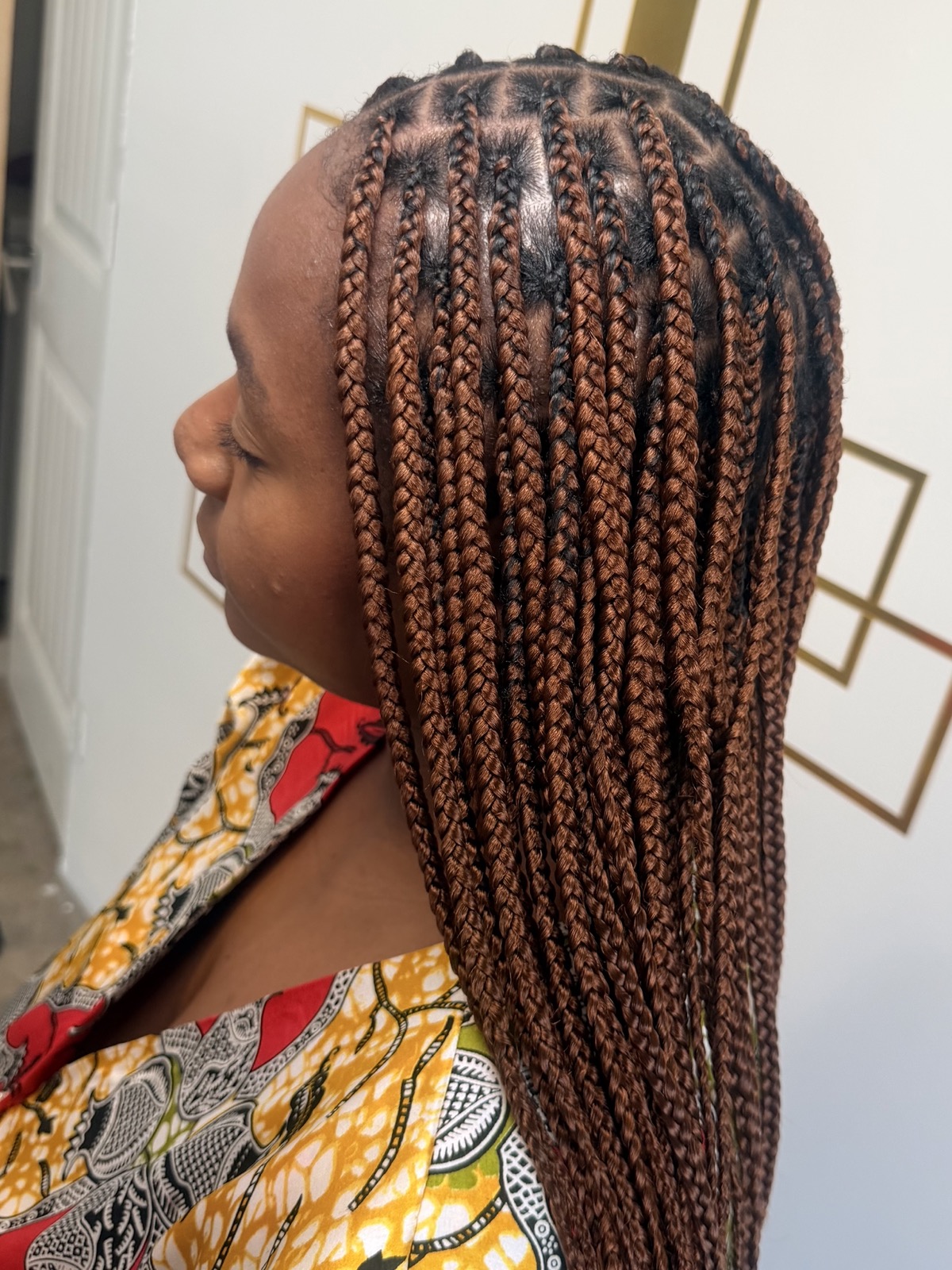 Medium Knotless Braids